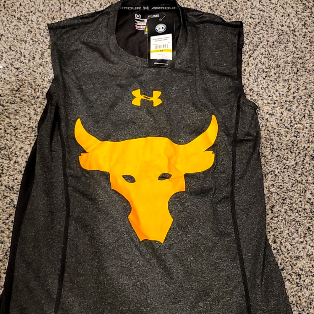 Brand New Men's medium Compression shirt